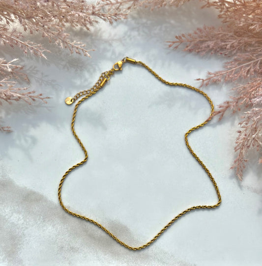 Thin Fuego Rope Chain